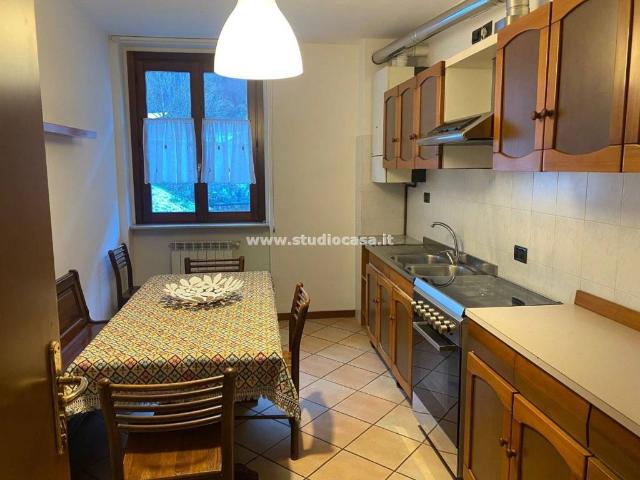 Appartamento in vendita a Lenna BG