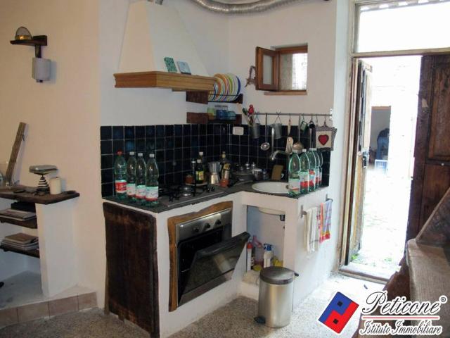 Appartamento in vendita a Lenola LT