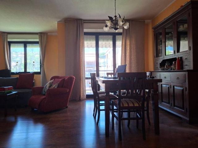 Appartamento in vendita a Lentate sul Seveso MB
