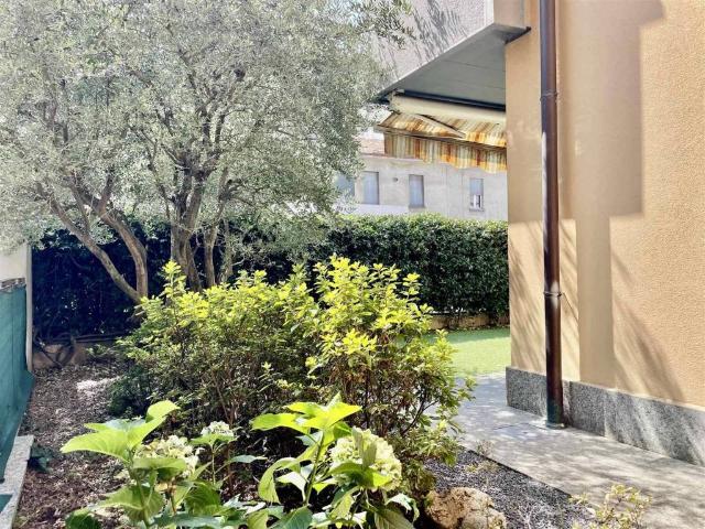 Appartamento in vendita a Lentate sul Seveso MB