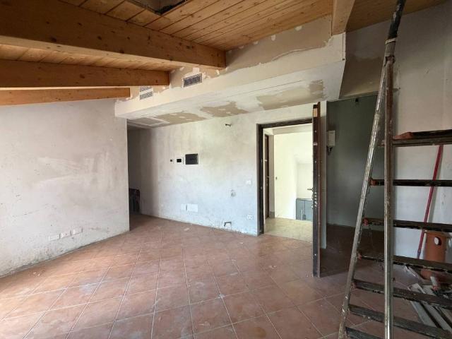 Appartamento in vendita a Lentate sul Seveso MB