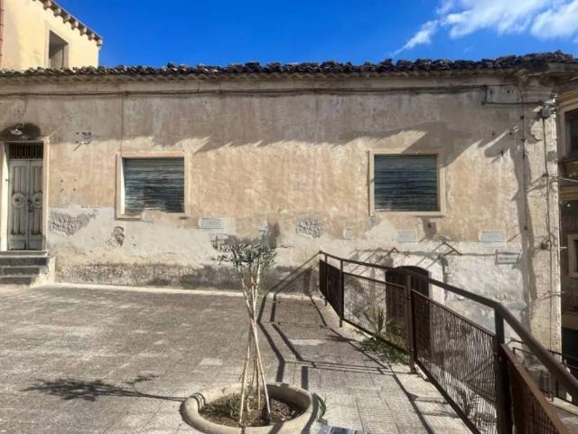 Appartamento in vendita a Lentini SR