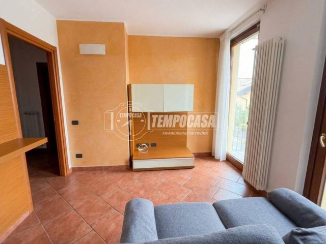 Appartamento in vendita a Lesmo MB