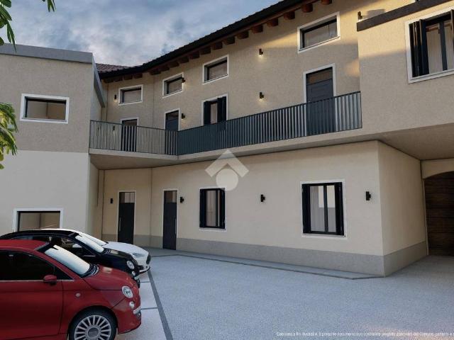 Appartamento in vendita a Lesmo MB