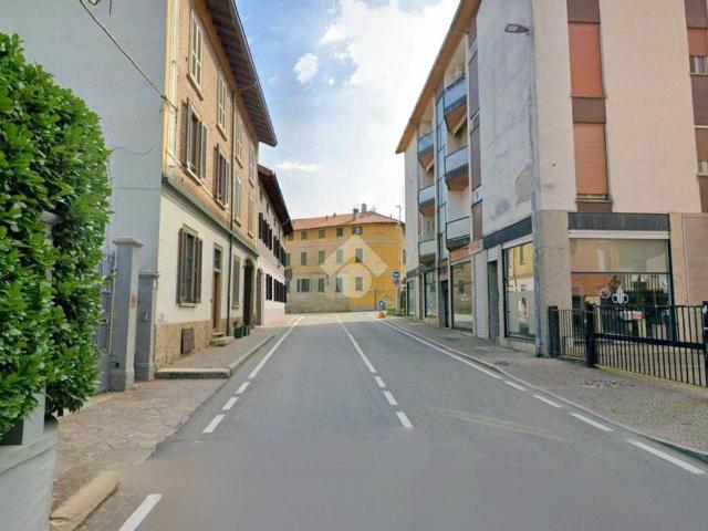 Appartamento in vendita a Lesmo MB