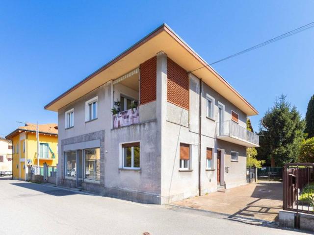 Appartamento in vendita a Lesa NO
