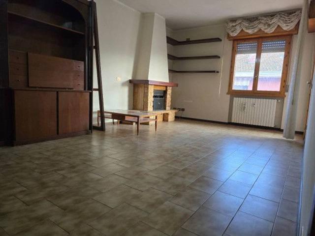 Appartamento in vendita a Lesignano De' Bagni