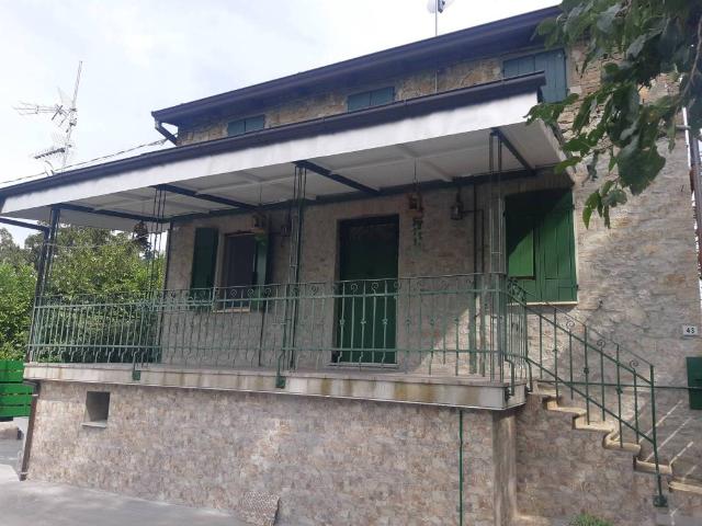 Appartamento in vendita a Lesignano de' Bagni PR