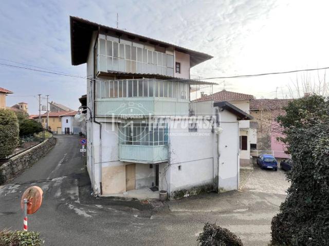 Casa indipendente in vendita a Lessona BI