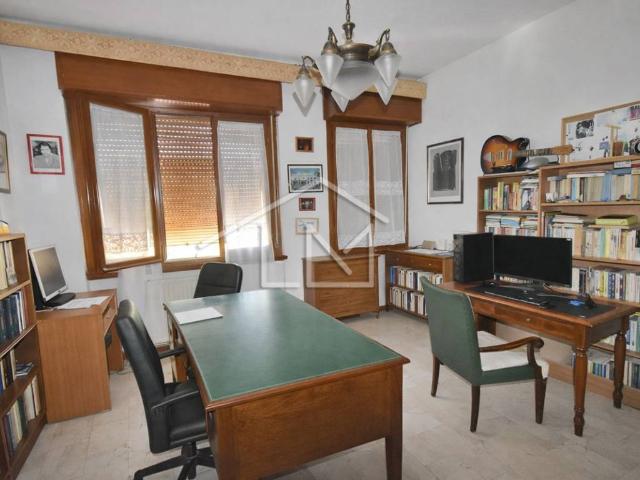 Appartamento in vendita a Lerici SP