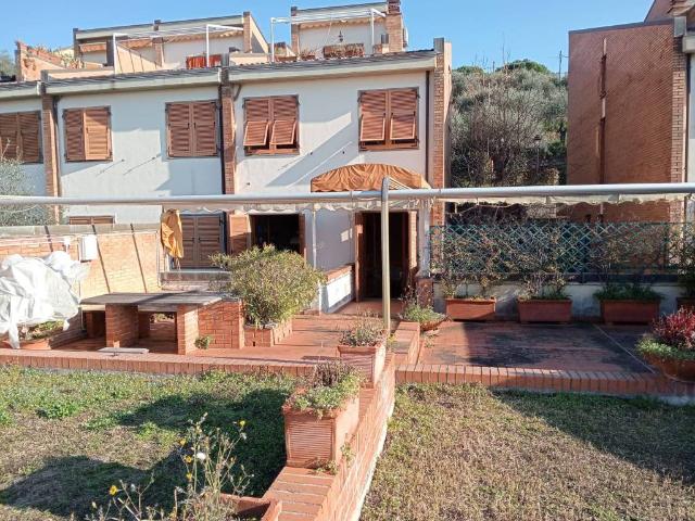 Appartamento in vendita a Lerici SP