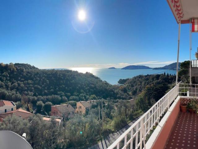 Appartamento in vendita a Lerici SP