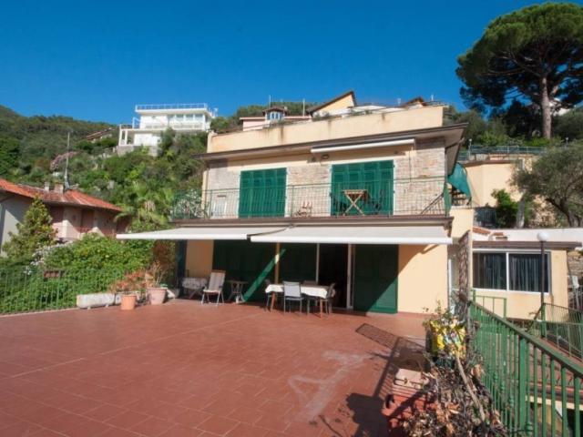 Appartamento in vendita a Lerici SP