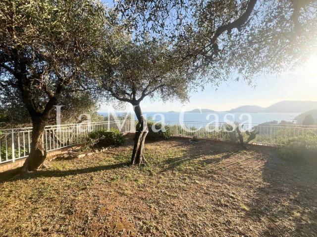 Appartamento in vendita a Lerici SP