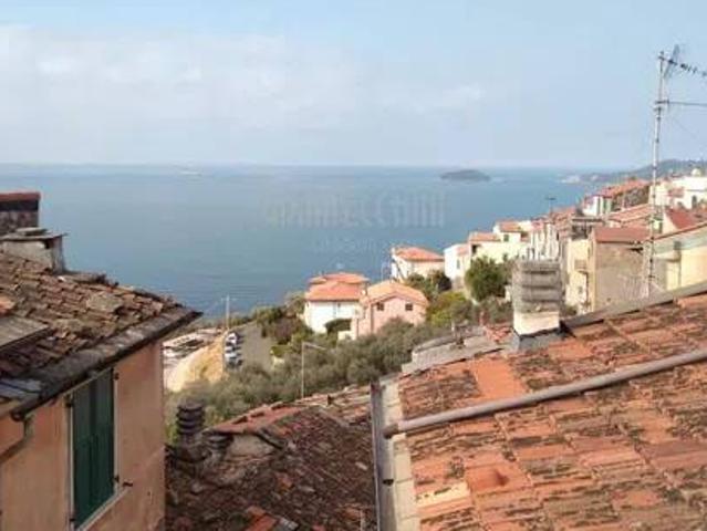 Appartamento in vendita a Lerici SP