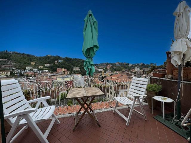 Appartamento in vendita a Lerici SP