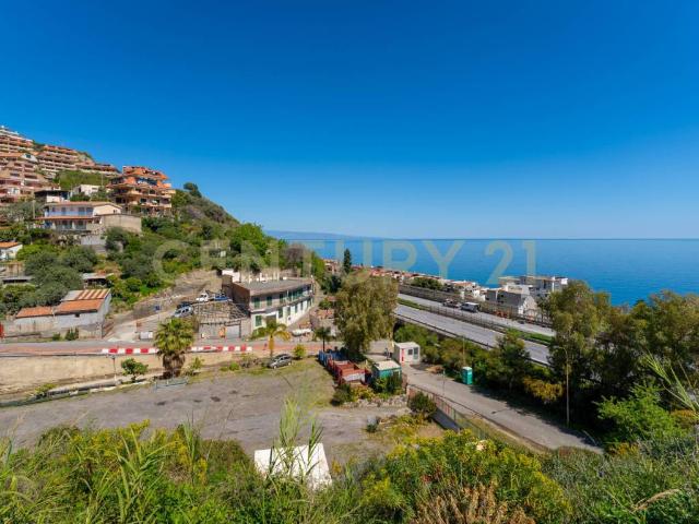 Appartamento in vendita a Letojanni ME