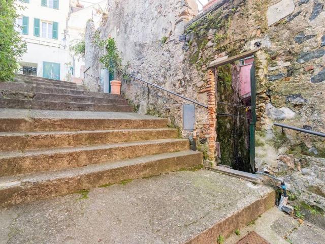 Appartamento in vendita a Levanto SP