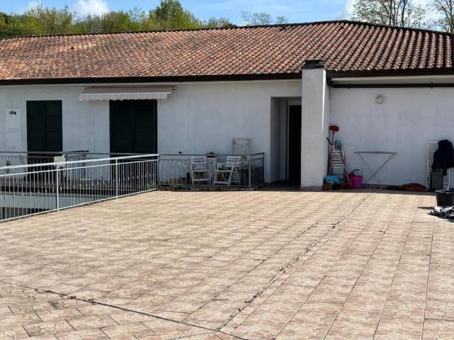 Appartamento in vendita a Licciana Nardi MS