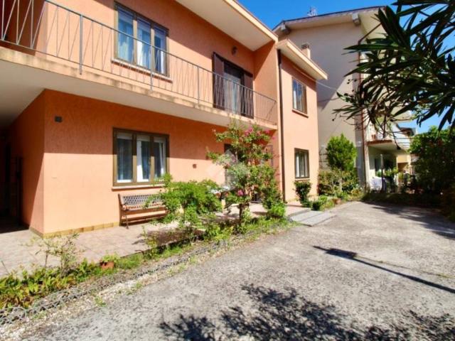 Appartamento in vendita a Lignano Sabbiadoro via Tarvisio, 90