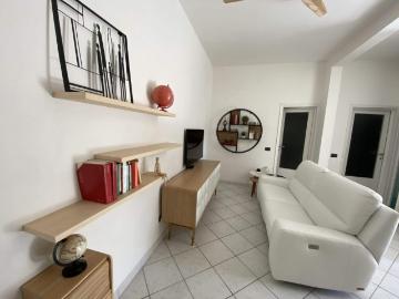 Appartamento in vendita a Lido di Camaiore, Camaiore