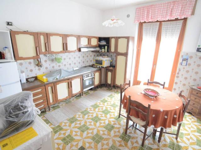 Appartamento in vendita a Lioni AV