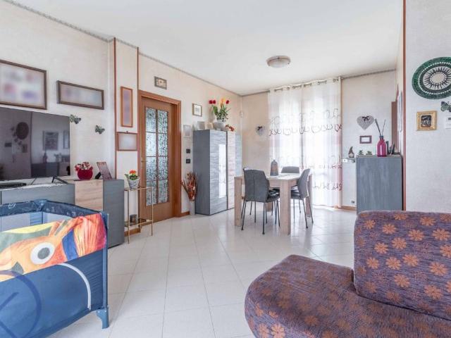 Appartamento in vendita a Limbiate MB