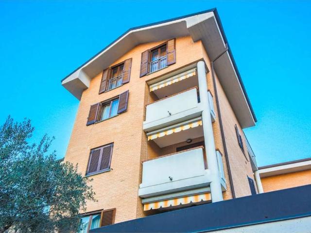 Appartamento in vendita a Limbiate MB