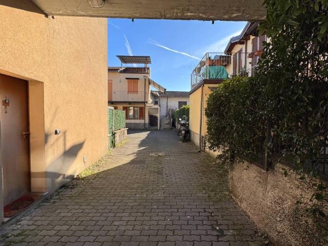 Appartamento in vendita a Limbiate MB