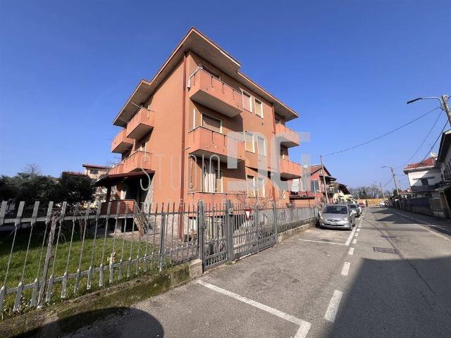 Appartamento in vendita a Limbiate MB