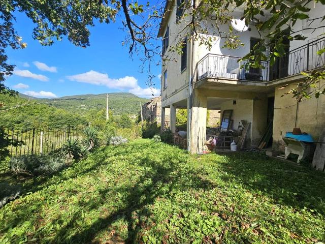 Appartamento in vendita a Lisciano Niccone PG