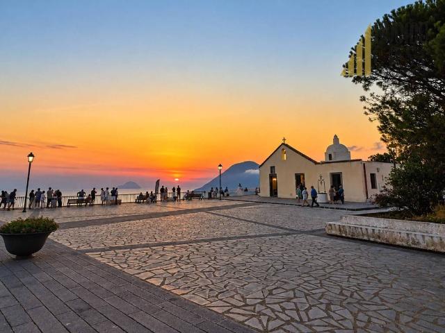Appartamento in vendita a Lipari ME