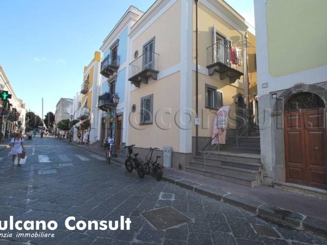 Appartamento in vendita a Lipari ME