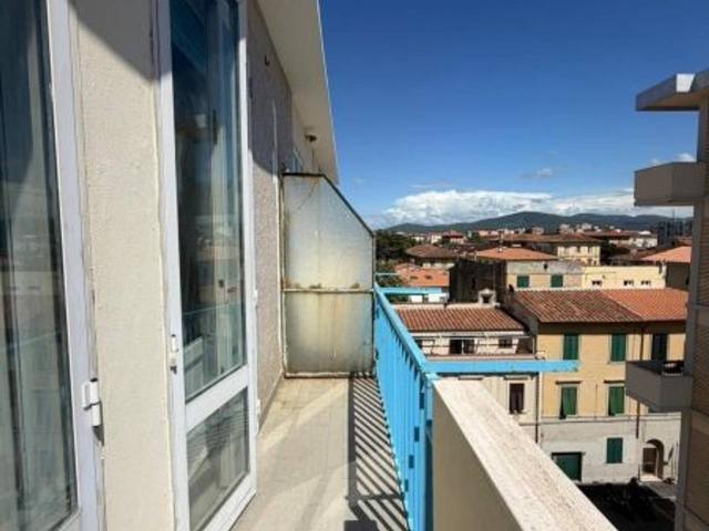 Appartamento in vendita a Livorno