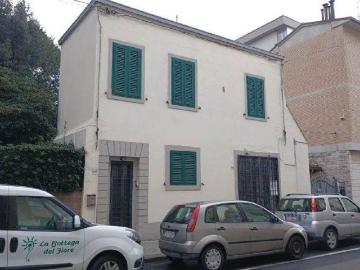 Appartamento in vendita a Livorno LI