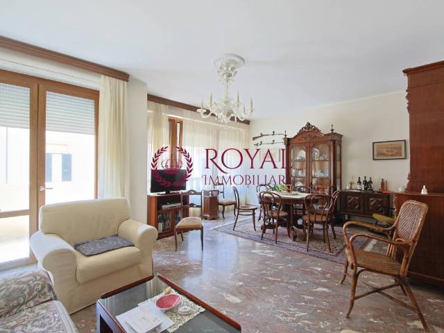 Appartamento in vendita a Livorno LI