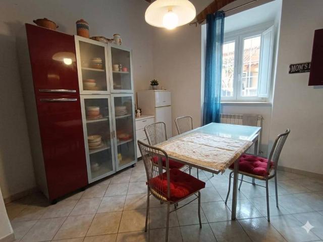 Appartamento in vendita a Livorno LI
