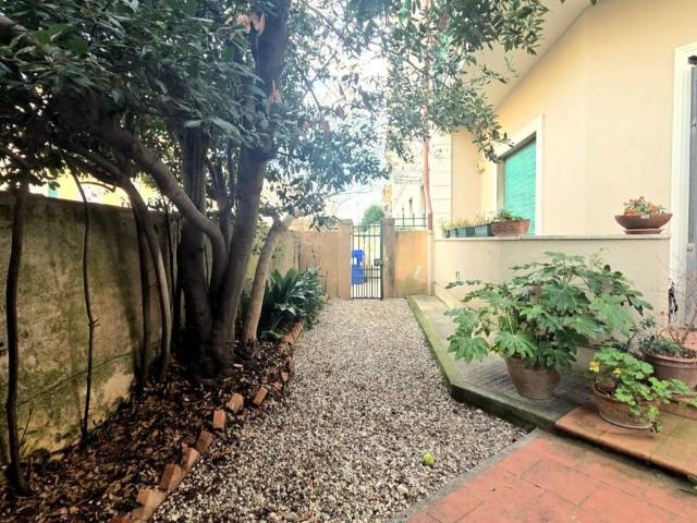 Appartamento in vendita a Livorno LI