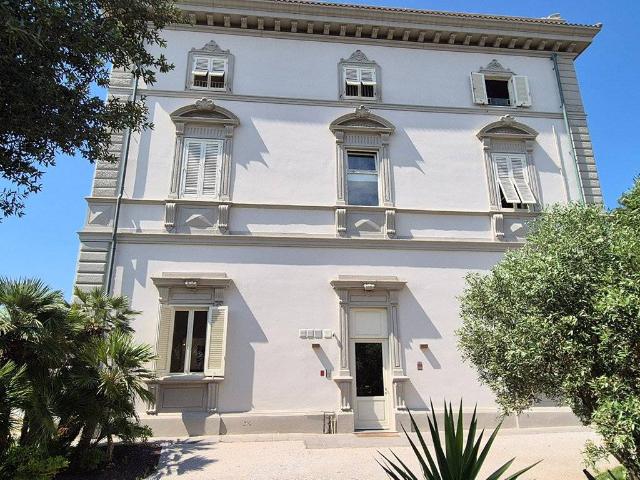 Villa in vendita a Livorno LI