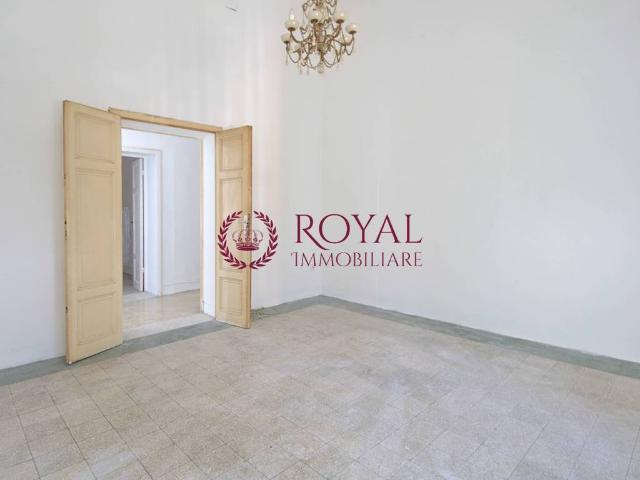 Appartamento in vendita a Livorno LI