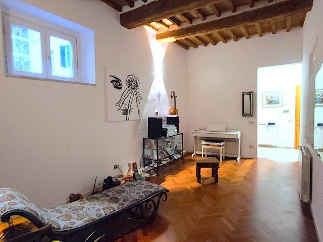 Appartamento in vendita a Livorno LI