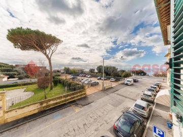 Appartamento in vendita a Livorno LI