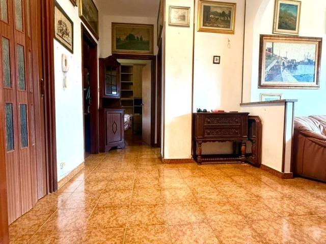 Appartamento in vendita a Livorno LI