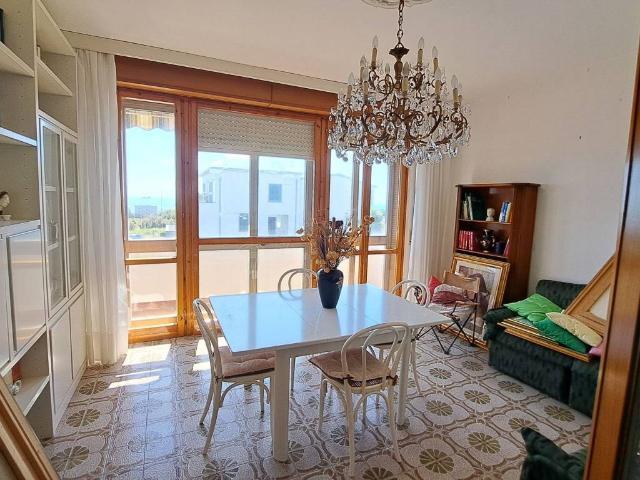 Appartamento in vendita a Livorno LI