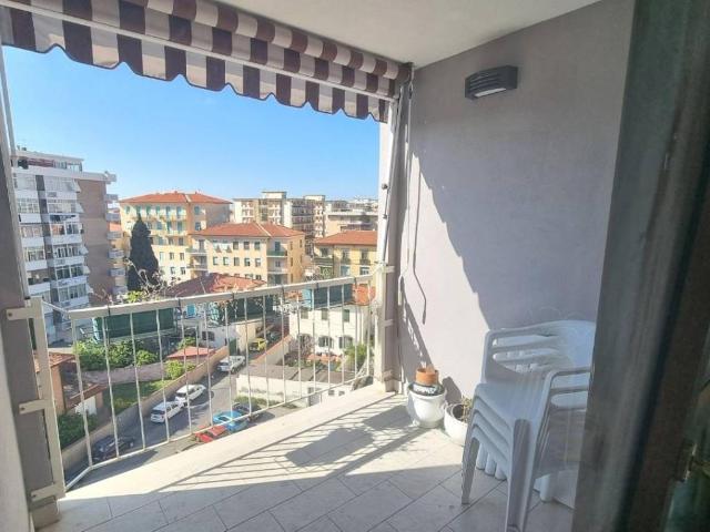 Appartamento in vendita a Livorno LI