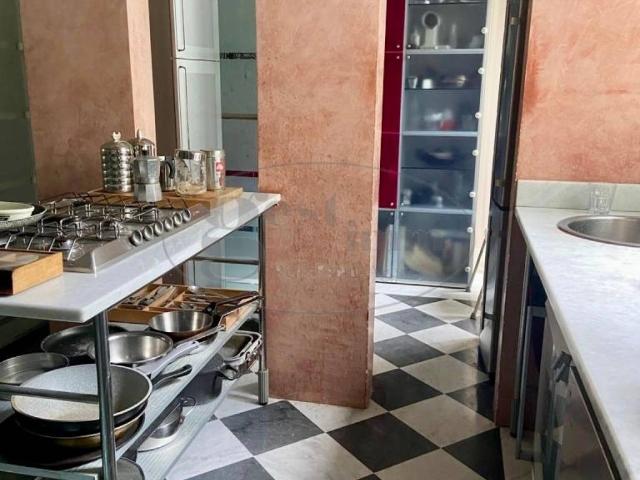 Appartamento in vendita a Livorno LI