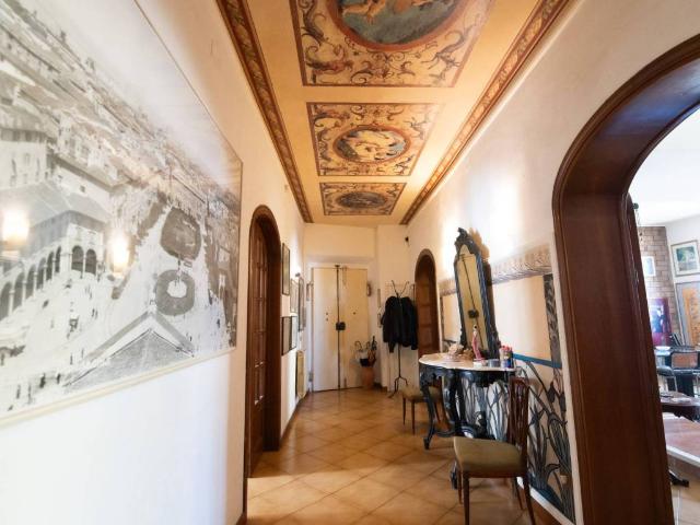 Appartamento in vendita a Livorno LI