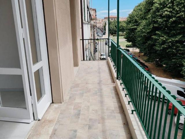 Appartamento in vendita a Livorno LI