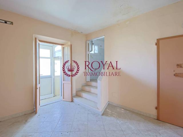 Appartamento in vendita a Livorno LI