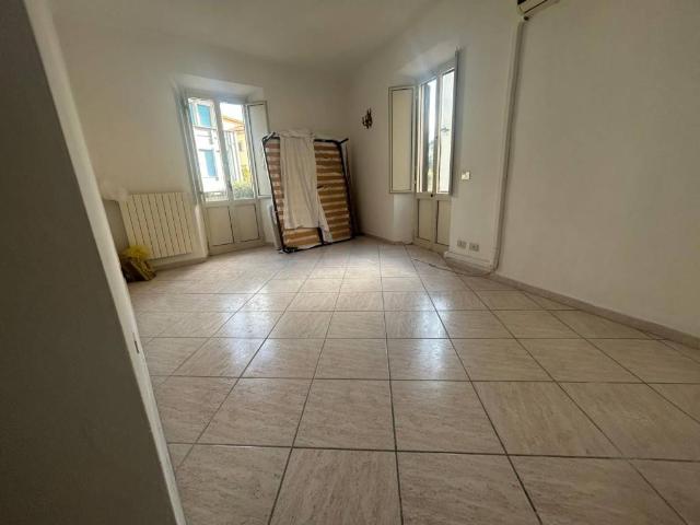 Appartamento in vendita a Livorno LI